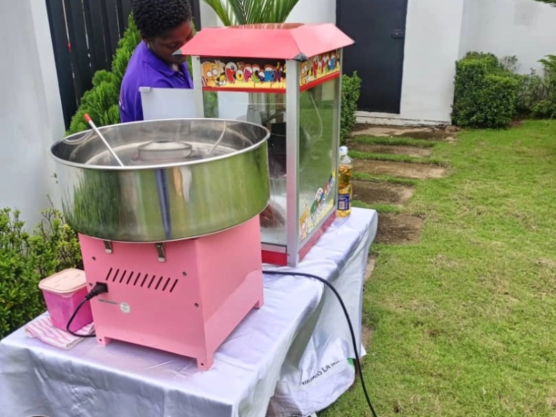 Machine à barbe à papa + nécessaire pour 30 enfants