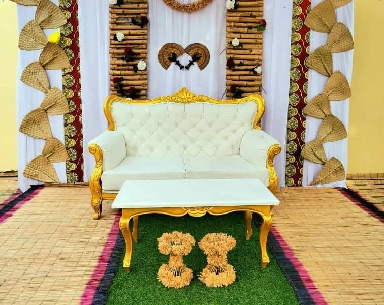 Location de tente et chaise et couvert