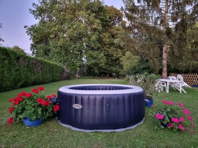 Location de Jacuzzi + Service à Domicile