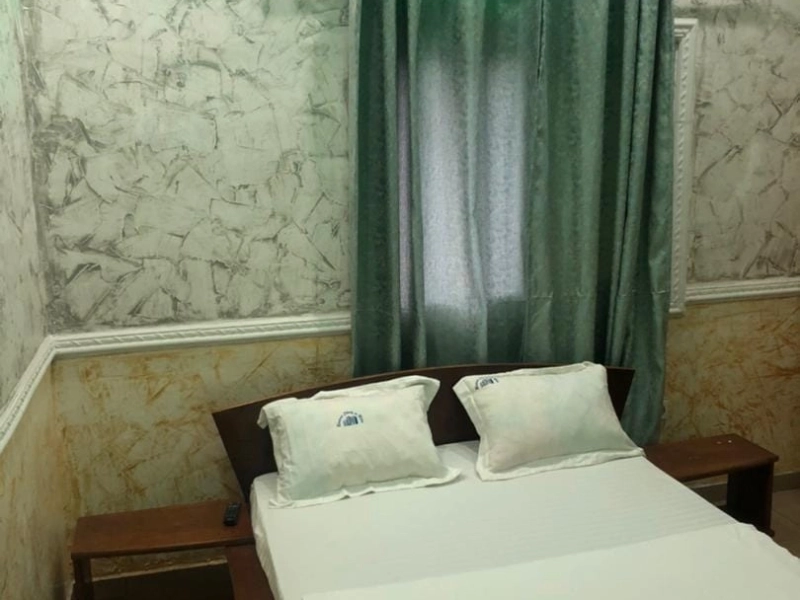 Chambre meublée -Res Charly de ML