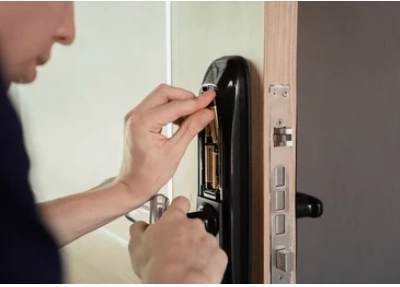 Service d'installation de serrure intelligente
