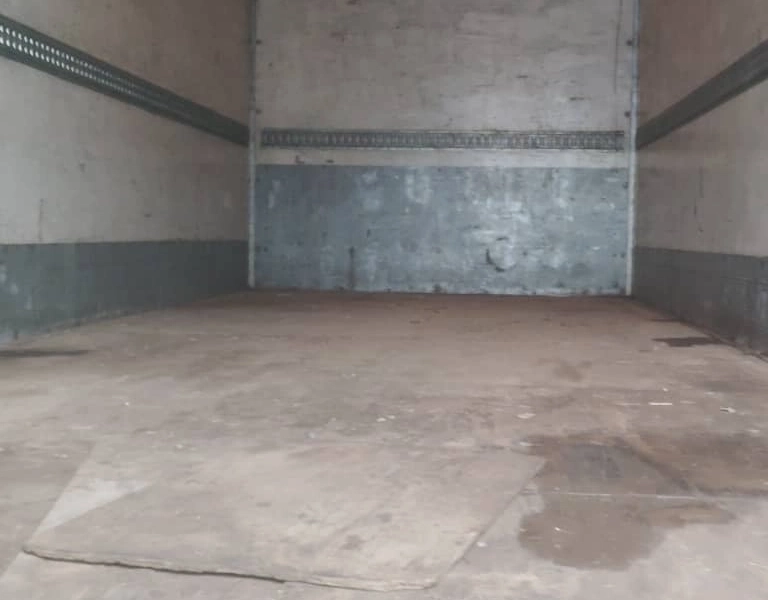Location de camion de déménagement avec service
