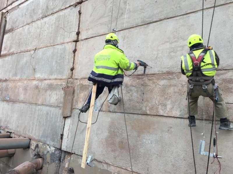 Travaux à haute altitude (Méthode d’Alpinisme Industriel)