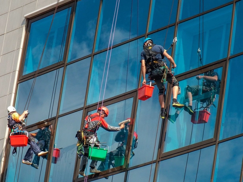 Travaux à haute altitude (Méthode d’Alpinisme Industriel)