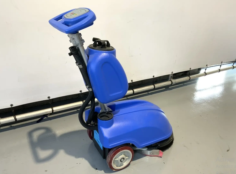 Location d'Auto laveuse Pliante - Nettoyeur de Sol