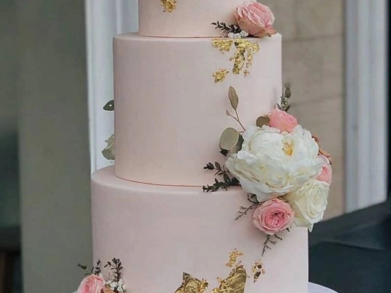 Service de confection de gâteaux d’anniversaire et de mariage personnalisé