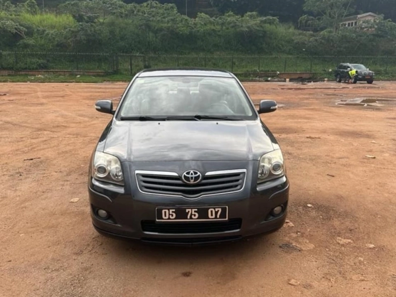 Location Toyota Avensis 2008 Edition spécial Eden Park