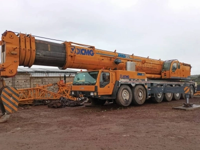 Location de grue mobile 350 tonnes
