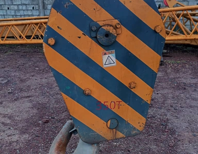 Location de grue mobile 350 tonnes